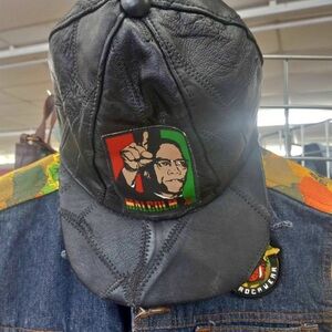 🔥 Vintage 90’s Malcolm X Genuine Leather Snapback Hat 🔥